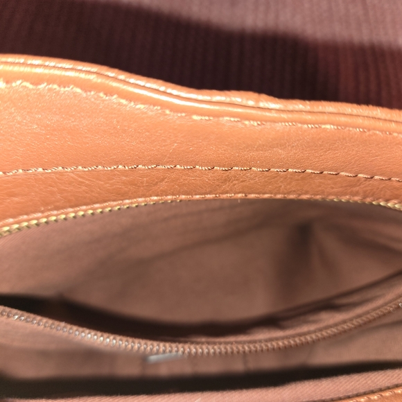 Frye Tan Leather Crossbody Bag with Gold Rings - Picture 9 of 10